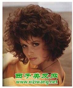 八十年代波浪卷發型圖片很潮的女發型