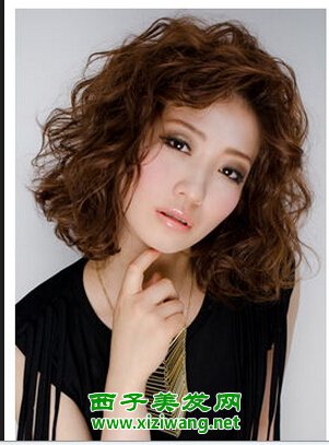 中發小卷燙發發型圖片變淑女就這樣簡單
