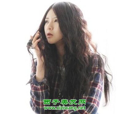 5款時尚女生長發煙花燙發型圖片