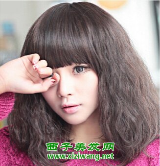 甜美可愛的韓式短發燙發發型