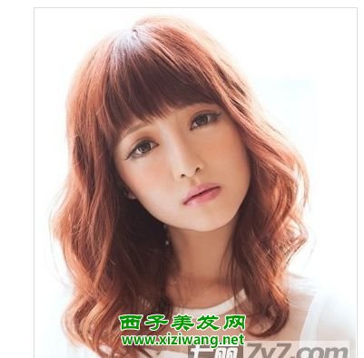 女生浪漫長卷發發型圖片