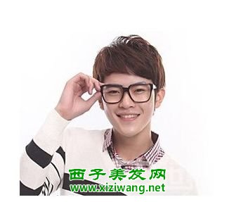 清爽帥氣男生短發(fā)發(fā)型