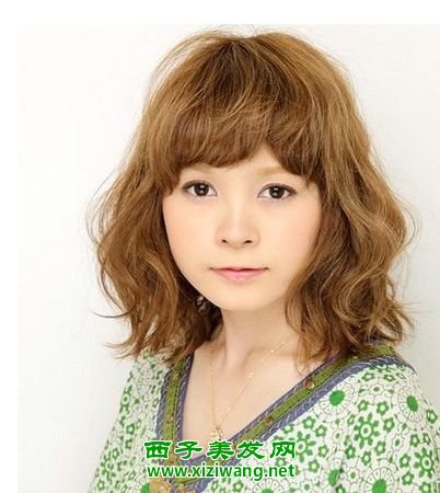 2022年最受歡迎女生卷發(fā)發(fā)型