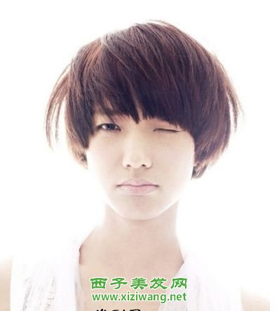 女生帥氣短發發型圖片