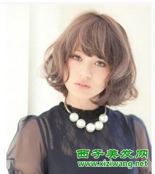 方臉女生適合短卷發有哪些
