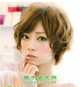最新的女士短發發型造型