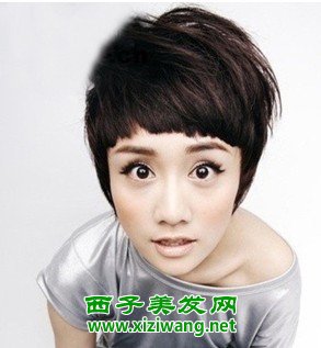 女生中性帥氣短發發型美女也可以變帥氣