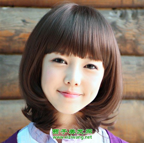 90后清純可愛短發女孩圖片