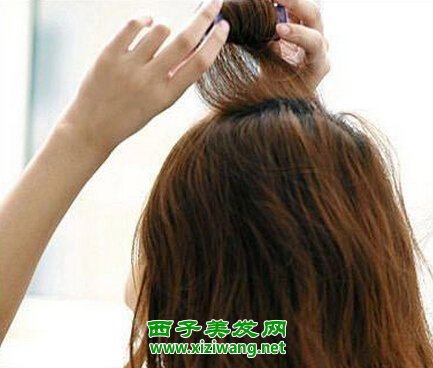 女生大波浪卷發圖片示范如何Diy卷發