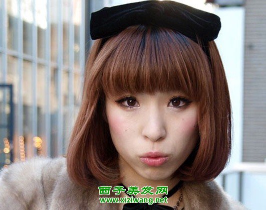 胖女孩可愛短發圖片