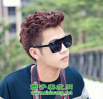 男生自然卷剪什么發型男生自然卷發型設計