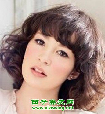 自來卷造型適合什么發型個性自來卷發型效果圖