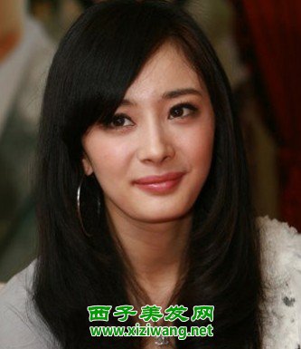 楊冪長卷發(fā)發(fā)型圖片詮釋氣質名媛范兒