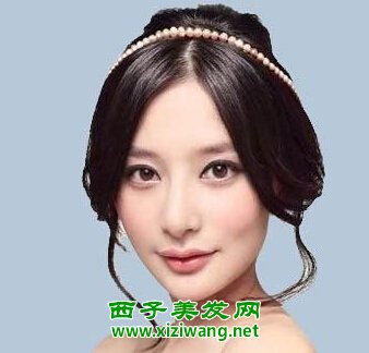 黑色中分長卷發扎法圖片甜美范十足