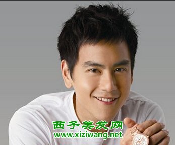 高額頭的男生如何選擇好看短發發型