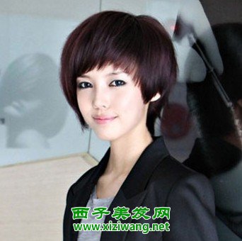 女生帥氣短發(fā)發(fā)型圖片示范如何變帥氣美女