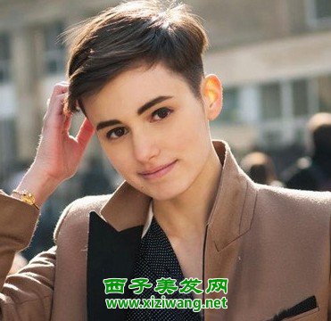 女生帥氣短發(fā)發(fā)型圖片示范如何變帥氣美女