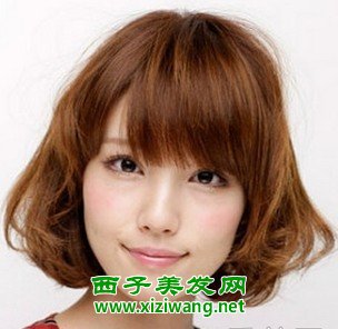 成熟女生的波波頭卷發發型