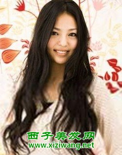 淑女中分大波浪卷發發型設計