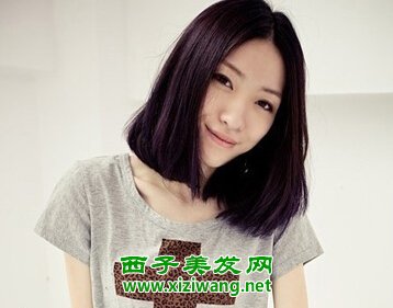 女生中分直短發發型造型