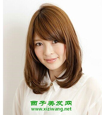 今年最流行女生短發型如何扎