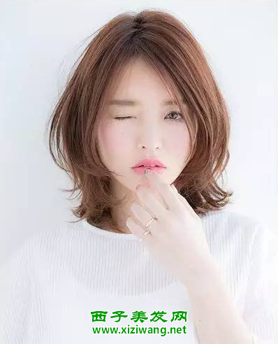 女生齊耳短發內扣發型圖片好看又優雅