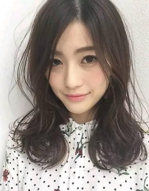 2022最新燙發發型減齡更顯優雅大氣