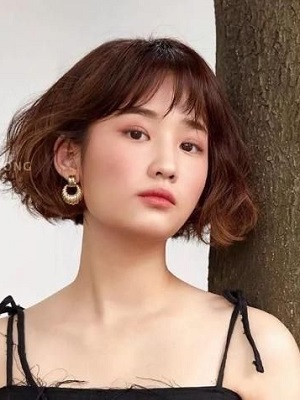 簡單齊肩內扣發型輕松制造淑女風范