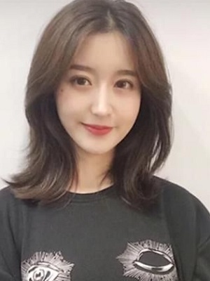 今年流行什么燙發女生發型發根燙減齡又顯臉小