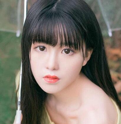 2022最新流行的少女齊劉海發(fā)型圖片