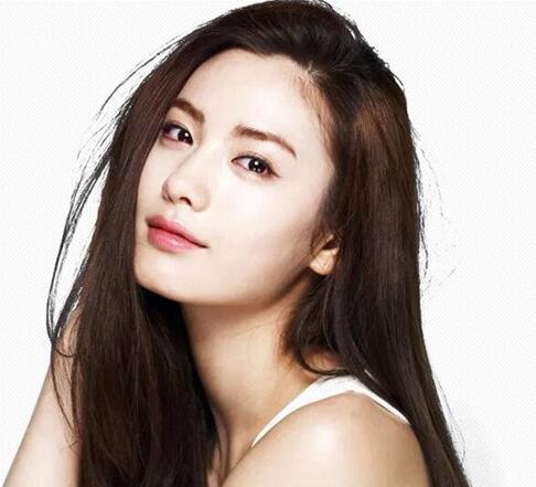 女生長發(fā)適合留什么發(fā)型,韓式人氣直發(fā)推薦