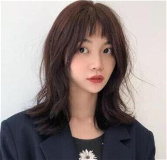 2022直發梨花頭發型,梨花頭怎么剪好看呢？