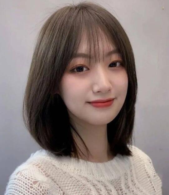 2022流行的鎖骨發,流行女生最喜歡的發型