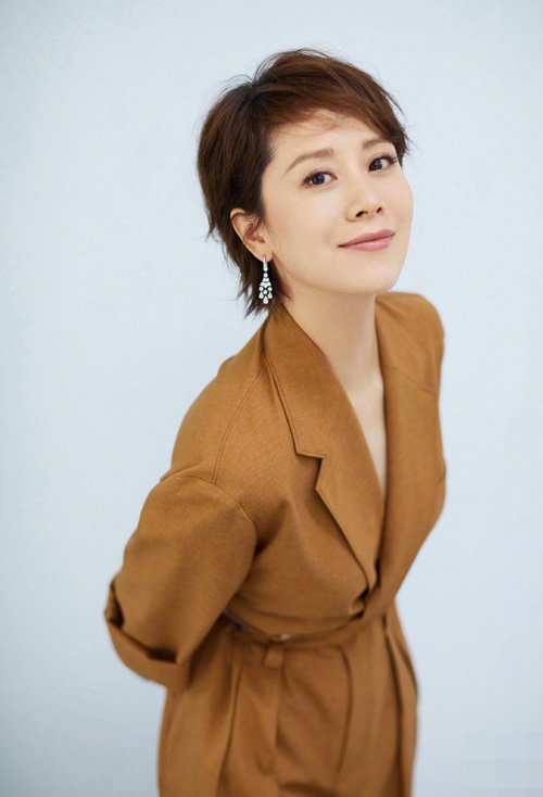 四十歲女士剪短發發型大方流行的短頭發造型圖集