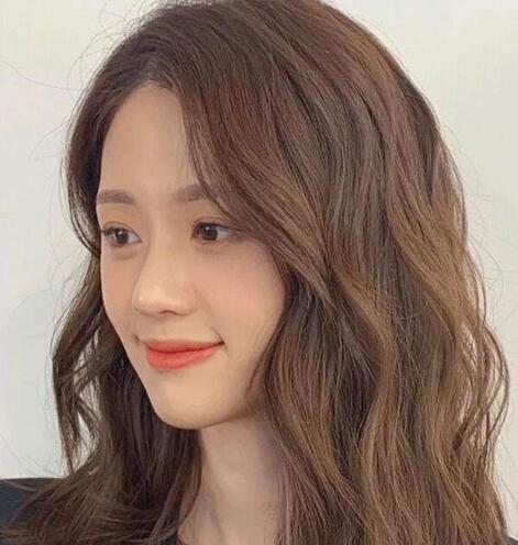 絕美卷發發型中短發,女生最愛的卷發發型