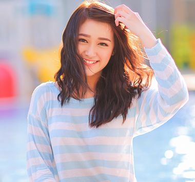 2022女生時尚潮流卷發發型蓬松有氣質