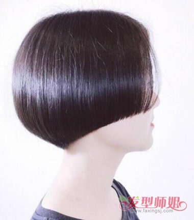 一刀切波波頭讓頭發(fā)形成優(yōu)雅的形象波波頭前長后短圖片教你什么是真正的時尚