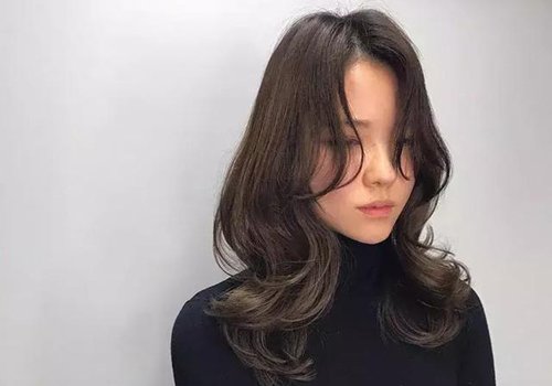 韓式中分長劉海怎么流行這么快長劉海剪出正青春少女風情