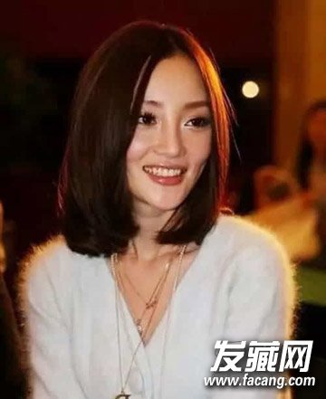 中分梨花頭發(fā)型圖片男生都女生喜歡這一款
