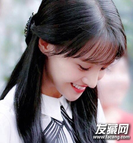 《微微一笑》鄭爽臉僵？鄭爽純天然的烏黑長劉海發型