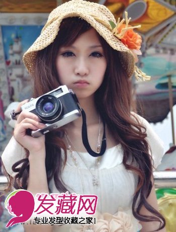 清新可人女生卷發(fā)好看的卷發(fā)發(fā)型