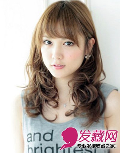 數(shù)碼燙長(zhǎng)發(fā)梨花頭長(zhǎng)發(fā)性感更鮮活