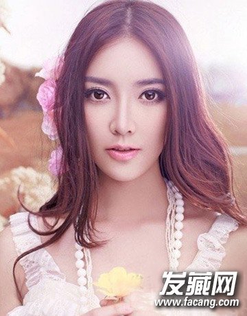 柔順的長發直發恬靜淑女美女示范9款顯瘦長發