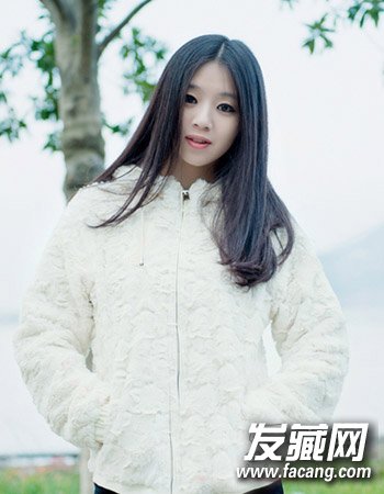 時尚百搭的中長發可愛的女生長卷發發型