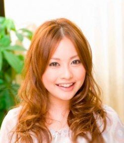栗子色X齊發尾混合卷發女人味十足
